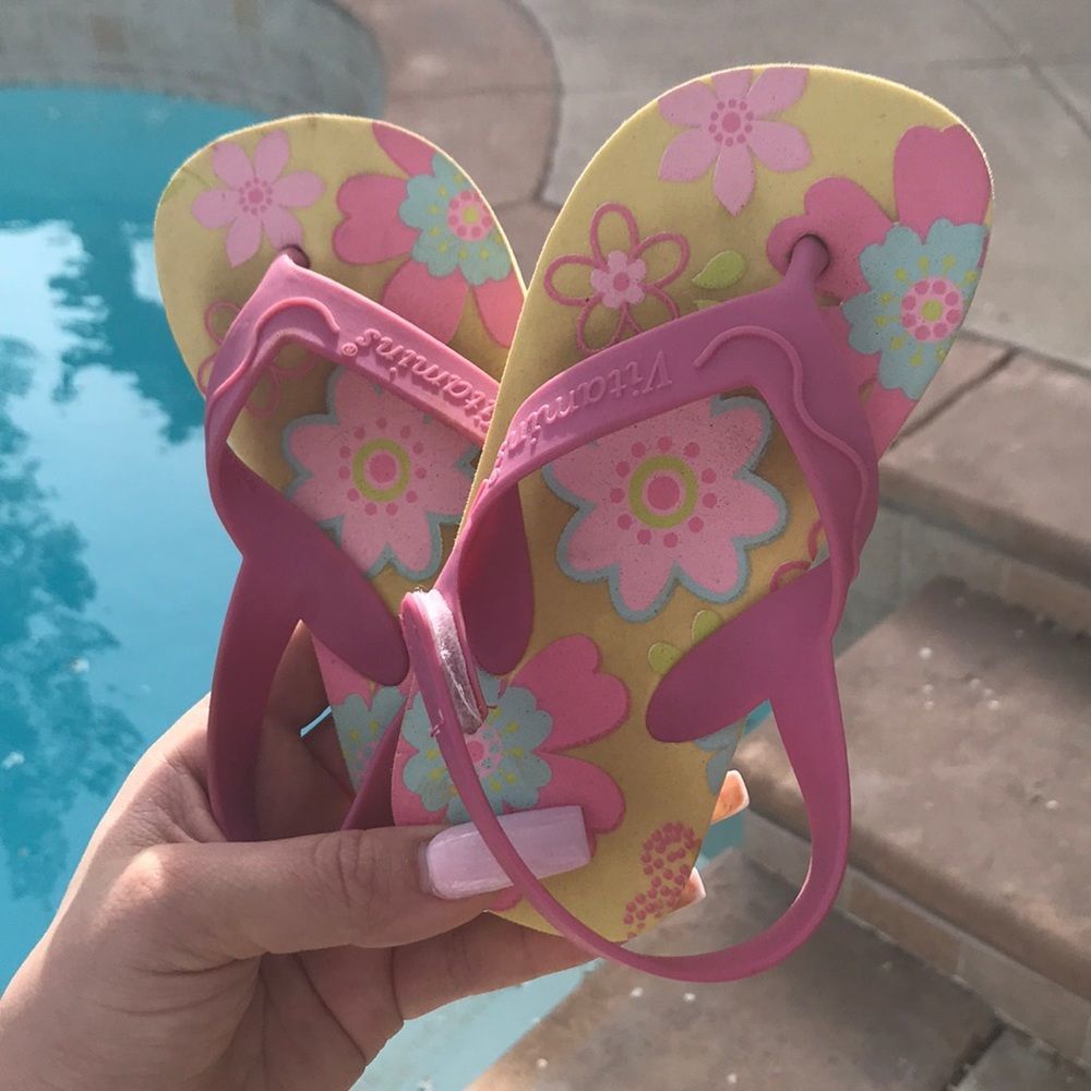 Vitamins sandals